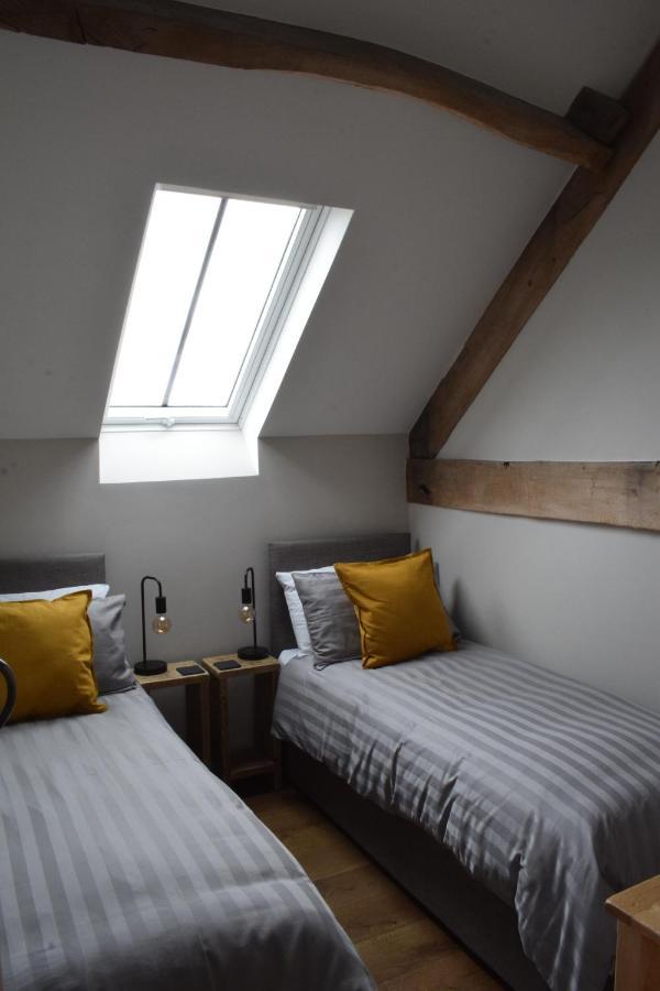 Cowshed In The Black Mountains Abergavenny Exterior foto